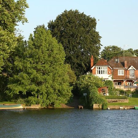 Inverloddon Bed And Breakfast, Wargrave Reading Exteriör bild