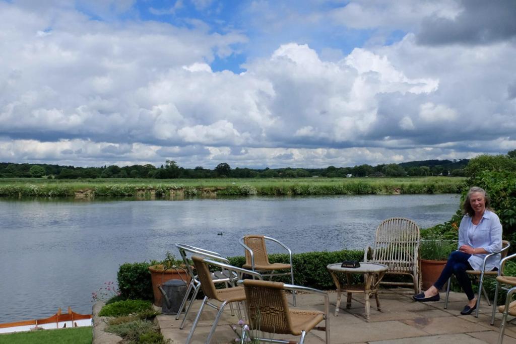 Inverloddon Bed And Breakfast, Wargrave Reading Exteriör bild